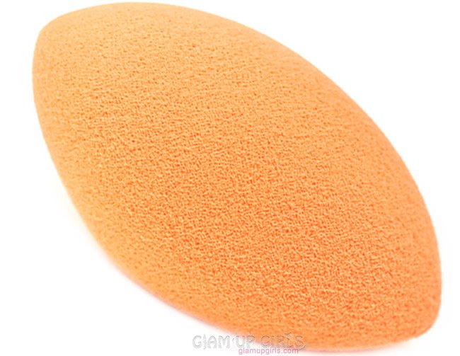 Real Techniques Miracle Complexion Sponge Close up