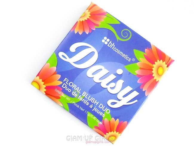 BH Cosmetics Floral Blush Duo in Daisy - Review and Swatches BH Cosmetics Floral Blush Duo in Daisy - Review and Swatches