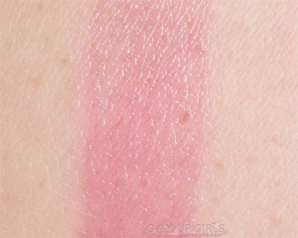 Wet n wild Perfect Pout Gel Lip Balm in Play Swatch