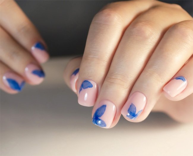 Creative Flower Patterns Minimal Nail Art2