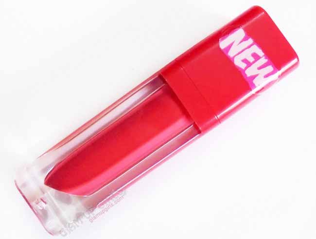 Essence liquid lipstick in Show Off