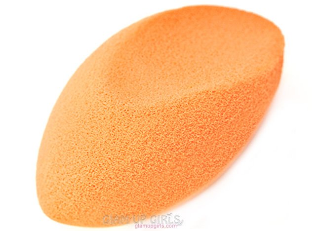 Real Techniques Miracle Complexion Sponge - Review Real Techniques Miracle Complexion Sponge - Review